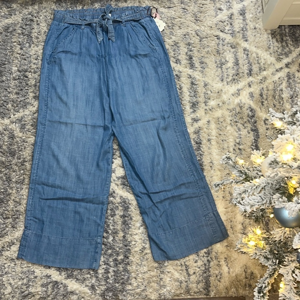 NWT 💗✨ Knox Rose Belted Flare Stretchy Jeans 💗